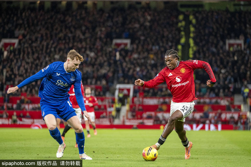 亚冠激战：柔佛VS上海海港，收官之战谁能笑傲？