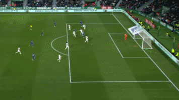 🚨 独家消息 - 卡利亚里、帕尔马、热那亚、莱切和科莫已向那不勒斯询问关于租借中场球员安东尼奥·维尔加拉六个月的相关信息。转会动态 来源：著名记者斯基拉