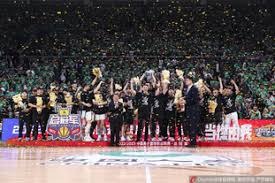 巴萨vs阿拉维斯首发：亚马尔领衔，德容缺席，佩德里替补