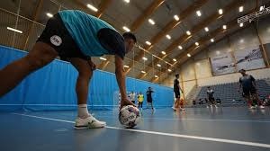 篮球篮网球迷为球队送上支持横幅