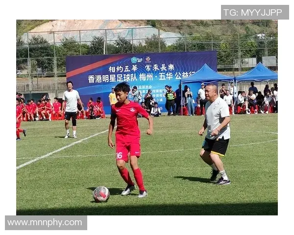 德扑心理学：如何识别对手的“虚假犹豫”——他是真的在思考还是在演戏？（德扑读心术：识破对手的“假犹豫”——是真在思考还是故作姿态？）