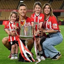 阿莱克斯·柯拉因偷暗号丑闻被红袜禁赛后，于 2020 年底宣布回归